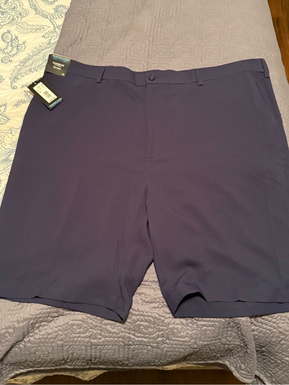 Roundtree & Yorke Men's Navy Flat Front Performance Shorts